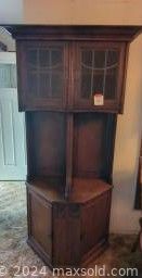 MaxSold Auction: This online auction includes furniture such as a dining table set, coffee table, desk, bookshelves, vintage cupboard, china cabinet, leather lounge chair, MCM dressers, bar stools and others, books, DVDs, cameras, tools, baskets, decor, wall art, kitchenware, small kitchen appliances, vinyl records, cleaning supplies, animal decorative plates and much more!