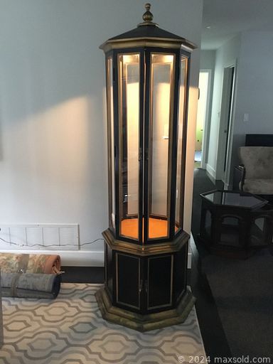 MaxSold Auction: This online auction features vintage jewelry, 26” Insignia TV, vintage curio cabinet, women’s clothing, table lamps, handbags, side table, solar path lights and much more!