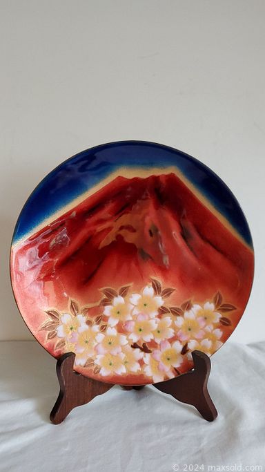 MaxSold Auction: This online auction features coins, vinyl records, area rug, vintage porcelain figurines, decorative plates, vintage books & maps, board games, sports equipment, toys, vintage Asian jewelry, vintage Life magazines, small kitchen appliances, vintage barrel liquor cabinet, antique stereo strips, comics, sewing machine, fabric, collectible spoons, children’s books, puzzles and much more!!