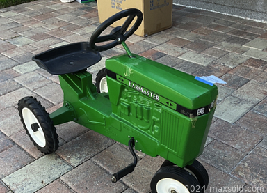 MaxSold Auction: This online auction includes furniture such as nightstands, tables, chairs, chest, bedframe, armoire, dining table, curio cabinet and others, seasonal decor, Waterford crystal, Noritake and other china, kitchenware, small kitchen appliances, costume jewelry, accessories, vanity items, wall art, travel souvenirs, books, board games, dolls, toy trucks and other toys, outdoor decor, mirror, craft supplies, sewing machine, cleaning supplies, wicker decor and much more!