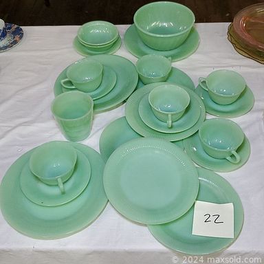 MaxSold Auction: This online auction features carnival glass, vintage Japanese lusterware, stained glass windowpane, vintage cabbage ware, depression glass,  vintage jadeite, vintage transferware, Hull pottery, milk glass, collector plates, art glass, teacup/saucer sets, perfume bottles, glass insulators, and much more!!