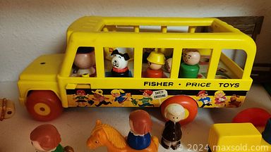 MaxSold Auction: This online auction features vintage Fisher Price toys, vintage Disney collectibles, doll house furniture, Madame Alexander dolls, office supplies, desk, upright freezer, iron beds, antique sewing machine, glass eggs collection, patio furniture, BBQ grill, upright piano, Goebel Hummels, area rug, sleigh bed, costume jewelry, golf clubs, lawnmower, and much more!