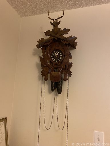 MaxSold Auction: This online auction features desk & chair, small kitchen appliances, cross-country skis, leather couch, Romertoff, bar fridge, vintage cuckoo clock, cameras, steins, antique oil lamp, art glass, BBQ grill, patio furniture, power & hand tools, and much, much, more!!!