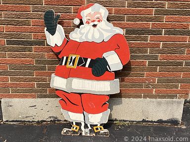 MaxSold Auction: This online auction includes Royal Doulton, Limoges, fishing gear, sports plaque posters, Christmas decor, brassware, ceramics, milk glass, wool blankets, record albums, and much, much more!