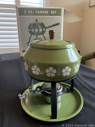 MaxSold Auction: This online auction features vintage kitchen tools, vintage Pyrex, vintage Buchan stoneware dishes & serveware, costume jewelry, Ingrid Hunt LE print, wood carvings, decorative plates, teacup/saucer sets, art glass, collector plates, gold jewelry, antique sewing machine, original watercolours, antique desk, MCM side tables, grandfather clock, golf clubs, snowshoes, stained glass swag light, small kitchen appliances, vinyl records, area rugs, and much, much, more!!!