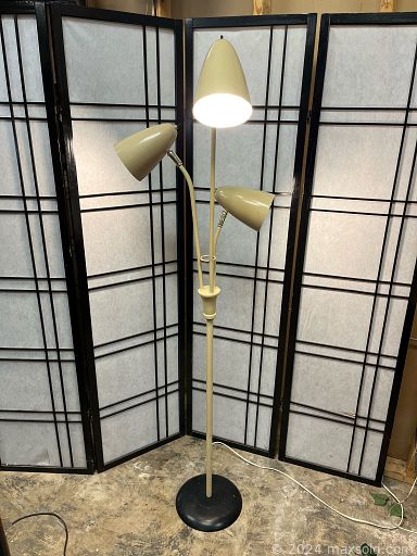 MaxSold Auction: This online auction features vintage cameras, small kitchen appliances, fabric, yarn, ceramic figurines, dehumidifier, hand tools, painting tools, garden tools, patio chairs, home electronics, vinyl records, toys, Funko Pop, vintage cantilever chairs, metal wall art, golf clubs, pendant lamps, TV, buttons, teacup/saucer sets, crystal decanter, oil lamps, and more!