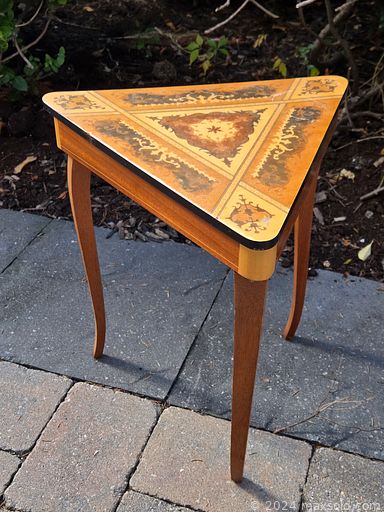 Auction 118995 (1 of 4)