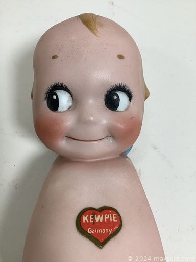 MaxSold Auction: This online auction features Chinese paper cuts artwork, woven rugs, Thai temple rubbings, original artwork, Ikea leather Poang chairs, vintage day bed, wicker furniture, Reichert microscope, Japanese lacquer boxes, art glass, Lego brick Headz, costume jewelry, Gluggle jugs, crystal mugs, antique Seth Thomas wall clock, antique oak commode, rugs, costume jewelry, vintage watches and much more!