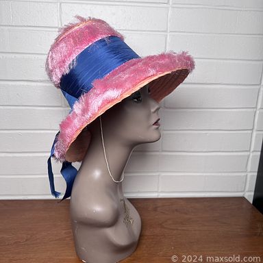 MaxSold Auction: This online auction includes a Kenmore serger, vintage crate, vintage Halloween decor, Christmas inflatables, lawn chairs, vintage MCM shelf, small kitchen appliances, hats and other accessories, lamps, vintage Risque plaster astrological sign, Mallo-Ware, vintage roller skates, glassware, photo frames, vintage ephemera, vintage soda bottles, magazines, Inuit design watches, craft kits and much more!