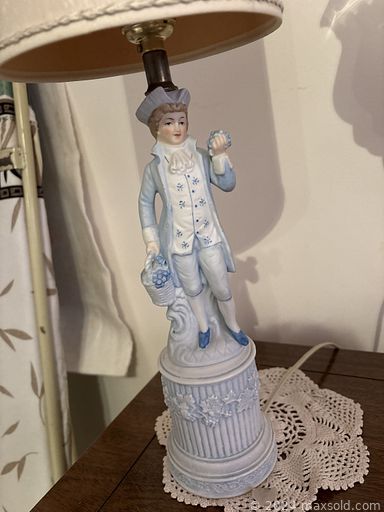 MaxSold Auction: This online auction features sewing machine, area rug, printer, office supplies, desks, women’s clothing & shoes, small kitchen appliances, teak dining table, vintage cedar chest, collector plates, exercise equipment, DVDs, home health aids, power & hand tools, hardware, painting supplies, garden tools, fishing gear, chest freezer, garden art, plant pots, and more!