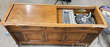 Auction 111387 (2 of 4)