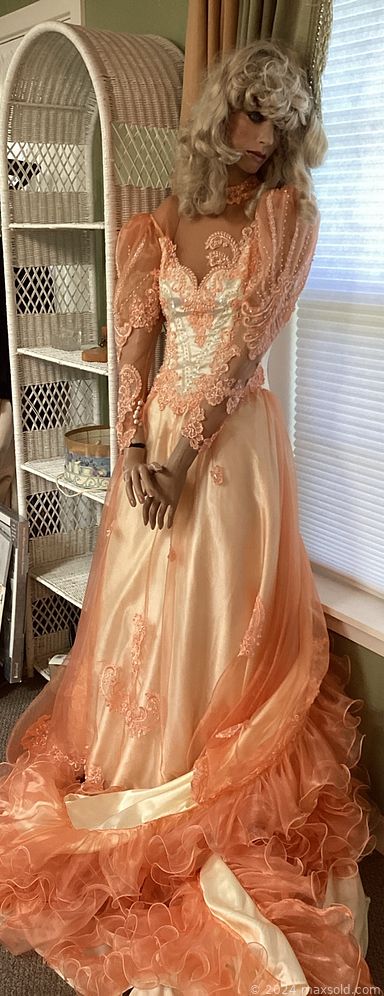 MaxSold Auction: This online auction features art supplies, sewing machine, area rugs, vintage hats, vintage desk, games, puzzles, nutcrackers, sewing notions, office supplies, costume jewelry, watches, jewelry-making supplies, women’s clothing & shoes, stained glass-making equipment, craft supplies, costumes, men’s formal clothes, vintage wedding dresses, patio furniture, electric fireplace, and much, much, more!!!