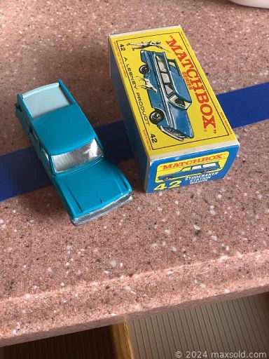 MaxSold Auction: This online auction features NIB headphones, NIB kitchen appliances, Hot Wheels, DVDs, vintage books, vinyl records, exercise equipment, kitchen table with chairs and much more!