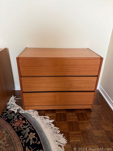 Auction 109169 (2 of 4)