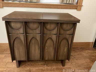 MaxSold Auction: This online auction features furniture such as nightstands, wicker tables, pressback chairs, vintage MCM sewing machine table and others, router table, vintage fireplace log holder, decor, car mats, organizing supplies, bear collectables, kitchenware, vintage projector, glassware, Lladro, sewing supplies, Royal Winton, jewelry and supplies, linens, vintage anniversary clock, oil lamp, Northern Electric telephone subset, rug, wall art, Persian style glassware and much more!