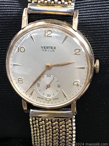 MaxSold Auction: This online auction features Swarovski jewelry, Asian carved cinnabar, cloisonne pieces, Royal Doulton figurines, pocket watch, Robert Bateman prints, gold jewelry, collector spoons, teacup/saucer sets, area rugs, pipe collection, partner’s desk, wicker furniture, antique furniture, Art Nouveau sculpture, Tom Thomson print, A. Y. Jackson print, snuff bottle, vintage sewing machine, Peter Hoyte armchairs, antique brass bed frames, soapstone carvings, Evesham dishware, cello, and much, much, more!!!