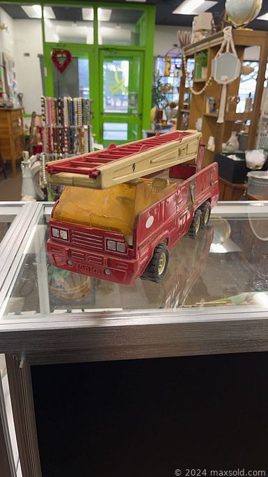 Auction 104793 (1 of 4)