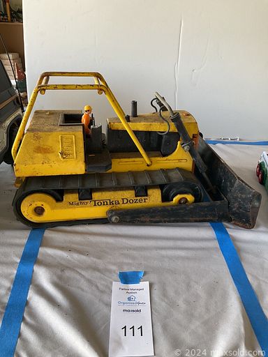 MaxSold Auction: This online auction includes furniture such as nightstands, tables, chairs, chest, bedframe, armoire, dining table, curio cabinet and others, seasonal decor, Waterford crystal, Noritake and other china, kitchenware, small kitchen appliances, costume jewelry, accessories, vanity items, wall art, travel souvenirs, books, board games, dolls, toy trucks and other toys, outdoor decor, mirror, craft supplies, sewing machine, cleaning supplies, wicker decor and much more!