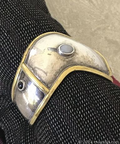 MaxSold Auction: This online auction features patio furniture, vintage jewelry, watches, ductless air conditioner, BBQ grill, area rug, water fountain, yard tools, hand tools, Rustic Pine furniture, sofa bed, printer, women’s shoes & clothing, Traditional clothing, wire cubes, exercise equipment, Steampunk style clock, unicycle, office supplies, fitness gear, stained glass lamp, art pottery, and much, much, more!!