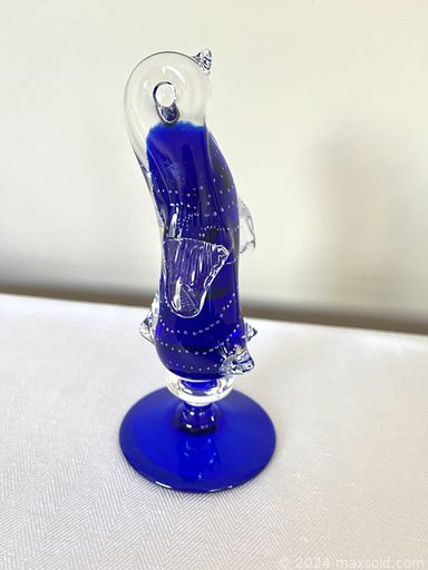 MaxSold Auction: This online auction features art glass, vintage Wakbrzych figurine, small kitchen appliances, ginger jar, metal wall art, vintage Italian Capodimonte, power & hand tools, coins, guitar amp, and much, much, more!