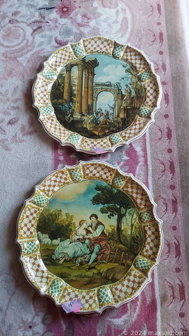 MaxSold Auction: This online auction features items such as sports memorabilia, pottery, framed prints, Lenox china, jewellery, credenzas, books, bikes, signed basketballs, Bombay chest, leather sofa, vintage Nove platters, storage, table hockey board, Microsoft tablet, office furniture, jerseys, record player, and much more.