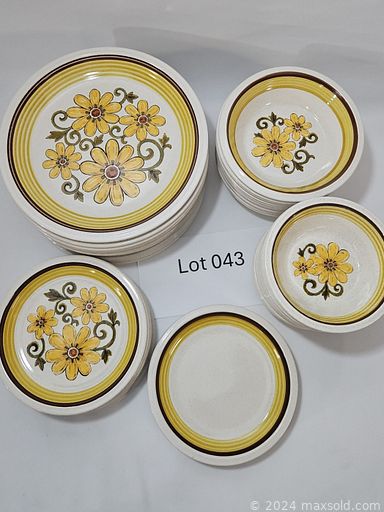 MaxSold Auction: This online auction includes Hallmark historical dolls, vintage miniature dollhouse items, Monster High dolls and other toys, Disney lithographs, dressing set, Xbox 360 games, clothing, shoes, accessories, Fostoria crystal, Oscar de La Renta dishware, kitchenware, vintage print ads, German cuckoo clock, antique shop display, vintage Technics record player and other electronics, board games, Brother sewing machine, Yamaha trumpet, vinyl records, vintage saddle stool, Longaberger basket, decor, electric fireplace, Hummel bells, home health aids and much more!