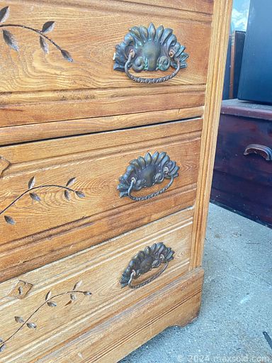 Auction 111805 (1 of 4)