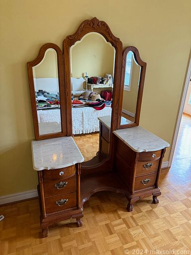Auction 109619 (1 of 4)