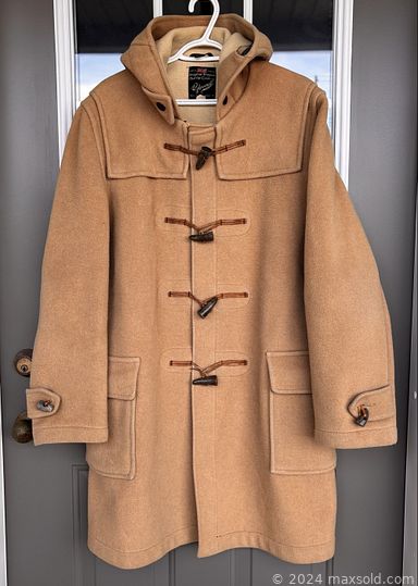 MaxSold Auction: This online auction features art glass, art pottery, soapstone sculpture, vintage ashtrays, teacup/saucer sets, decanter, MCM starburst clock, framed artwork, McCoy planter, vintage Pyrex, vintage Majolica pottery, vintage amber glass, small kitchen appliance, RC car, costume jewelry, vintage books, leather jackets, outerwear, men’s & women’s shoes, sports trading cards, and much, much, more!!!