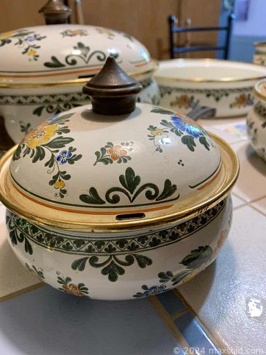 MaxSold Auction: This online auction features items like glassware ornaments, teacup sets, kitchen appliances, room dividers, home decors, dolls, clocks, lamps, pillows throws, tables, gardening items, vintage cookware, and kitchenware, vases, chairs, plant stands, paintings, costume jewelry and much more!