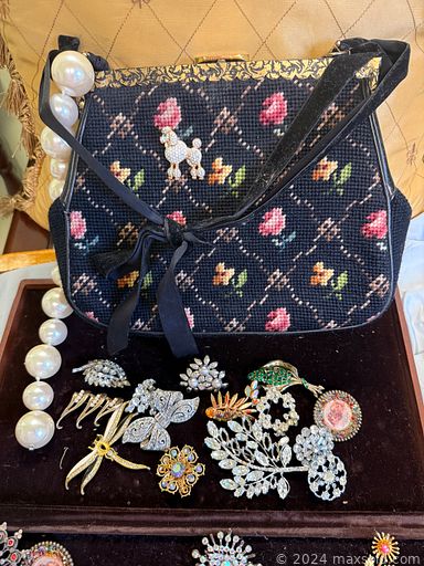 Auction 106281 (2 of 4)