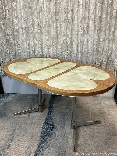 MaxSold Auction: This online auction features dollhouse furniture, metal wall art, art glass, stained glass light, Funko Pop!, Star Wars collectibles, RC vehicle, Fenton glass, electric organ, guitar, vinyl records, power & hand tools, vintage icebox, tin signs, coins, photography accessories, TVs, printer, small kitchen appliances, faux flowers, dehumidifier, pet products, beauty appliances, men’s & women’s clothing, and much, much, more!!!