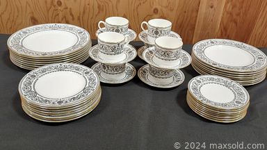 MaxSold Auction: This online auction includes furniture such as cane swivel chairs, tables, upright piano, barrister bookcase, desk, credenza and others, artworks, artificial trees, vinyl records, coats, Waterford crystal, vintage flatware, vintage glassware, vintage Pyrex, vintage Royal Worcester, Belleek and other china, kitchenware, small kitchen appliances, doll furniture, camera, lamps, seasonal decor, animal figures, porcelain, vases, Simpson’s typewriter and much more!