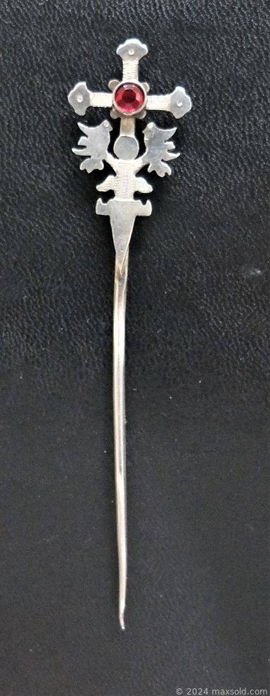 MaxSold Auction: This online auction features sterling silver jewelry, gold-plated jewelry, trinket box, silver and gold-plated trump tokens, various gemstone jewelry,  jewel medal, commemorative spoon, collection of gemstones and much more.