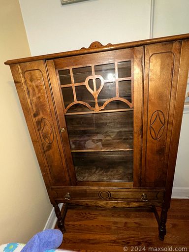 Auction 105961 (1 of 4)