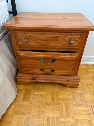 Auction 111001 (2 of 4)