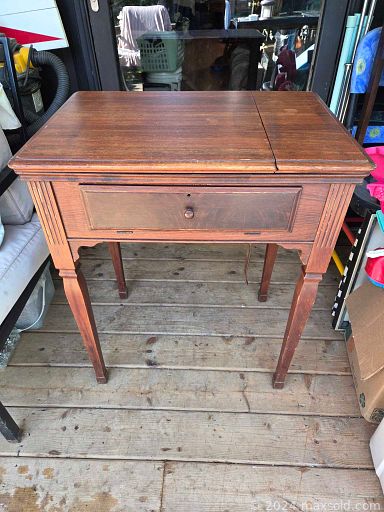 Auction 113875 (3 of 4)