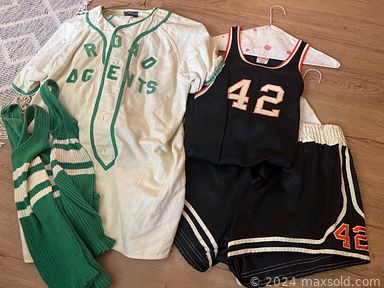 MaxSold Auction: This online auction features furniture such as a TV stand, desks, file cabinets, armoire, shop shelf, MCM stools  and others, yard tools, dog items, Samsung TV, craft supplies, office supplies, decorative fence panels, vintage mid-century stove, Huffy women’s bike, seasonal decor, vintage cuckoo clock, cleaning supplies, light fixture, decor, Matchbox cars and more!