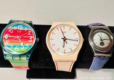 MaxSold Auction: This online auction features gold jewelry, vinyl records, silver jewelry, smart watches, comics, Tom Thomson print, coins, watches, vintage Chinoiserie jardiniere, teacup/saucer sets, antique washstands, brass sculpture, vintage Asian china, wood carving, vintage Tiffany-style lamp, and more!