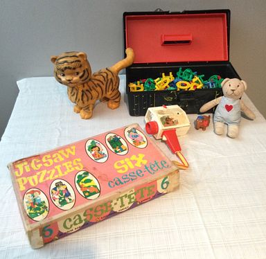 MaxSold Auction: This online auction features small kitchen appliances, sewing supplies, vintage toys, camping gear, desktop PC, printer, office supplies, area rugs, leather jackets, board games, lawnmower, sporting equipment, cedar chest, Christmas village pieces, Indigenous items, yard tools, air compressor, golf clubs, garden art, BBQ grill, sports trading cards, TVs, art glass, men’s & women’s shoes & boots, DVDs, fitness gear, children’s books, vintage Pyrex, jewelry, and much, much, more!!!