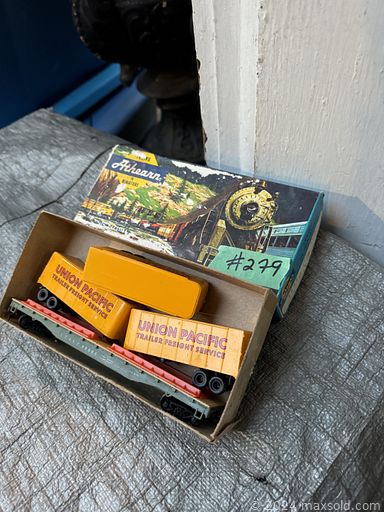 MaxSold Auction: This online auction features snowboard, camping gear, TVs, mirrors, small kitchen appliances, printer, power & hand tools, ladies clothing & shoes, toys, men’s clothing, beauty appliances,  pet products, office supplies, vintage trains & accessories, games, puzzles, art glass, TV, new hoodies, Star Wars collectibles, vintage model kits, Tiger-Cat collectibles, yarn, refrigerator, vintage game console & games, DVDs, and much, much, more!!!