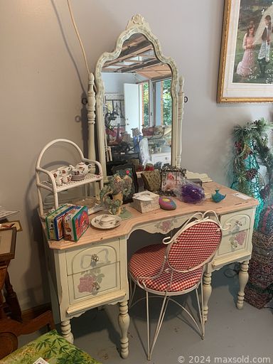 MaxSold Auction: This online auction features furniture such as tables, bookcases, dressers, dining table set, vintage vanity, outdoor furniture, benches and others, vases and pots, fountains and other garden decor, utility screens, vintage bike, vacuums, Christmas china, chandelier, kitchenware, small kitchen appliances, vintage cookie jars, toys, dolls, Lenox figurines, linens, Cottontale cottages, fall decor, Christmas decor, shingles, ladders and much more!