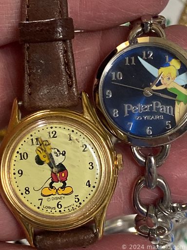 MaxSold Auction: This online auction features oil lamps, small kitchen appliances, Longaberger baskets, dry sink, angel figurines, sewing machines, First Day covers, decorative plates, cedar chest, ladders, patio furniture, area rug, coins, pet products, wicker furniture, Disney collectible, faux flowers, women’s clothing, Snow Babies, costume jewelry, vinyl records, watches,  and much more!