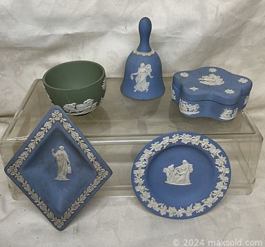 MaxSold Auction: This online auction features NOS items such as gurgle jug, banks, hair accessories, vintage miniature porcelain plates, Hummel, vintage clown masks, bells, holiday craft kits, Snowbabies, Bo Borgstrom mushrooms, socks, and comics, coins, Lenox holiday assortment, toy vehicles, craft jewelry, toddler toys, sports collectibles, Fenton glass, art glass, vintage barware, vintage Wedgwood, Patrician china dishes and much more!