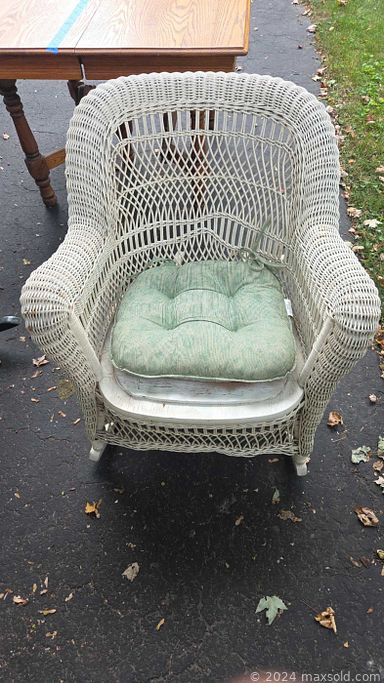 Auction 115870 (1 of 4)