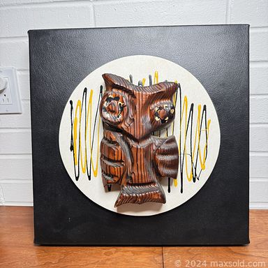 MaxSold Auction: This online auction features MCM dining room table & chairs, Art Deco lamp, vintage typewriter, NIB photo wall frames, pet products, vintage toys, laptops, Longaberger baskets, runner, vintage dolls, sports collectibles, craft kits, mini bird decoys, and much, much, more!!!n