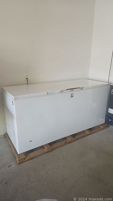 Auction 109275 (2 of 4)