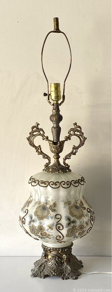 MaxSold Auction: This online auction features an MCM Marcel Breuer Cesca armchair, vintage TV trays, vintage Moorcroft, Rosenthal, Royal Doulton, Wedgwood and other china, silverplate, wall art, Leaf\'s memorabilia, signed sculptures, vintage Art Deco toaster, cut glass, vintage brass figurines, ceramics, vinyl records, vintage coffee grinder, vintage Pyrex and other kitchenware, lamps, vases, accessories, wall art, Shortland Smiths barometer, pewter shot glasses, vintage Syroco Brutalist mirror, MCM wire stereo stand and much more!