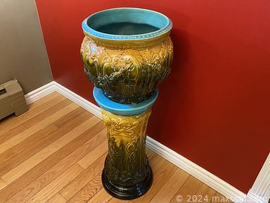 MaxSold Auction: This online auction features vintage camera, milk glass collection, vintage pyrex, metal lunchbox, tea set, beer steins, carnival glass, BMP, vintage ginger jars, sewing machine, jewelry, vintage beer steins, teacup/saucer sets, thimble collection, vintage game system, vintage brass collectibles, Federal glass, art glass, wooden mask, vintage Wade figurines, and much, much, more!!