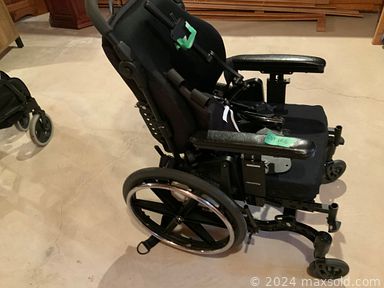Auction 114995 (2 of 4)